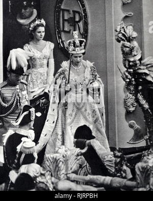 Königin Elizabeth II. Bei ihrer Krönung. 1953&#13;&#10; Stockfoto