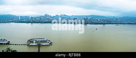 Panoramablick in Fengdu Yangtze Stockfoto