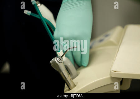 Details Mit stomatologische Medizin Instrumente am Zahnarzt Stockfoto