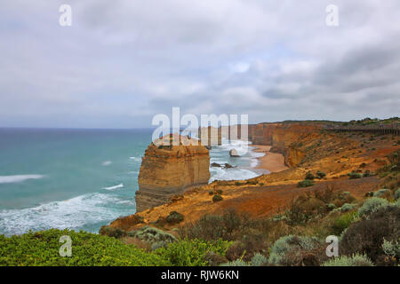 Besuchen sie Australien. Scenics und Blick entlang der Great Ocean Road und die Zwölf Apostel. Stockfoto