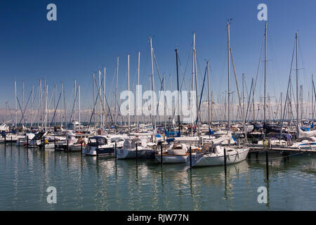 Segelboote in der Marina, Groemitz blieben, Schleswig-Holstein, Deutschland, Europa Stockfoto