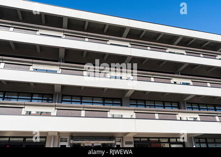 Hauptgebäude der National Diet Library, Tokio, Tokyo, Japan. Durch MAYEKAWA ASSOCIATES, Architekten & Ingenieure entwickelt. Im Jahre 1968 gebaut. Stockfoto