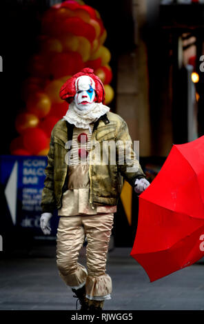 London, England, UK. Scary Clown in Leicester Square Stockfoto