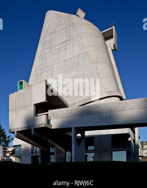 Firminy, Kirche St. Pierre, Le Corbusier posthum, 1970 bis 2006 mit Unterbrechungen, Ansicht von Südwesten Stockfoto