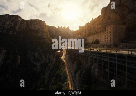 Santa Maria de Montserrat Abtei in Monistrol, in einem schönen Sommertag in Barcelona, Katalonien, Spanien Stockfoto