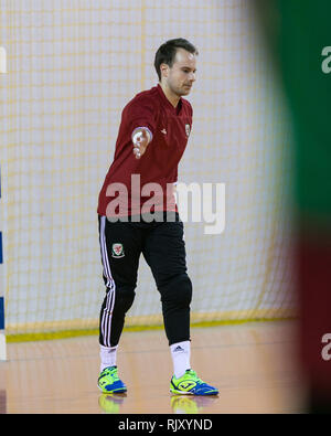 2020 FIFA Futsal-Weltmeisterschaft Qualifier. Wales Kader Züge bei der FUTSAL ARENA FMF vor Ihren 3-Spiel Turnier vs Rivalen, Moldawien, Finnland und Keine Stockfoto
