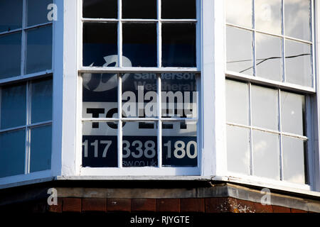 Anmeldung für Freie Shop im Stadtzentrum lassen Stockfoto