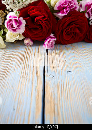 Schöne Rose und Carnation Blumenstrauß Stockfoto