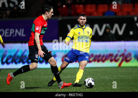 LEEUWARDEN, 08-02-2019, cambuur Stadion, Saison 2018 - 2019, Keukenkampioen divisie, Josef Kvida, Sam Hendriks während des Spiels SC Cambuur - NEC Stockfoto