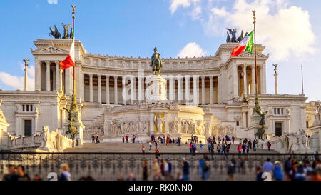 National Monument von Victor Emmanuele II in Rom, Italien, Gesichter verschwommen Stockfoto