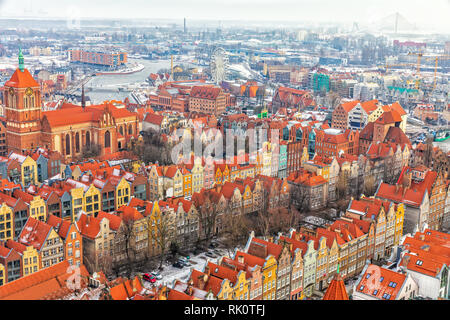 Bunte alten europäischen Gebäuden in Danzig, Blick von der Basilika, Turm, Polen Stockfoto