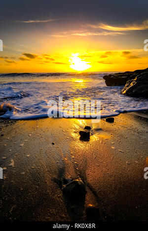 Küsten Sonnenauf- und -untergänge in Wales Stockfoto