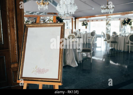 Tabelle für die Hochzeit oder ein anderes Event Abendessen gesorgt Stockfoto