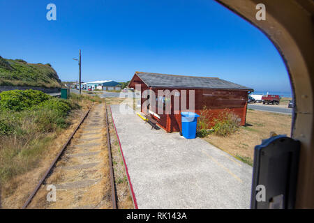 Braye Bahnhof in der Nähe von Braye Hafen auf Alderney, aus dem Inneren der Bahn, die von Braye zu Mannez Steinbruch. Stockfoto