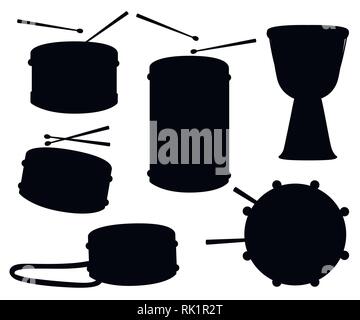 Schwarze Silhouette. Trommeln mit Trommelstöcken Icon Set. Sammlung von Musikinstrumenten. Flache Vector Illustration auf weißem Hintergrund. Stock Vektor