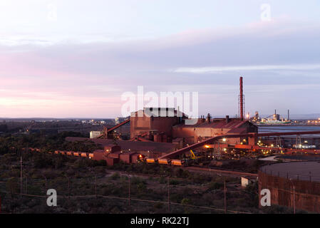 Industrielle Landschaft an der Eisenerz pellet Verarbeitung Gießerei in Whyalla in Südaustralien Stockfoto