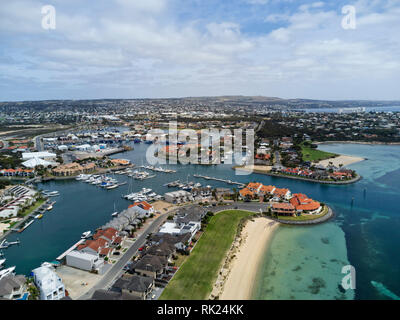 Antenne der Waterfront Luxus Häuser am Lincoln Cove Port Lincoln South Australia Stockfoto