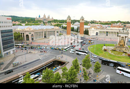 BARCELONA, SPANIEN - 13. JULI 2018: Luftaufnahme der Placa d'Espanya, Barcelona, Katalonien, Spanien Stockfoto