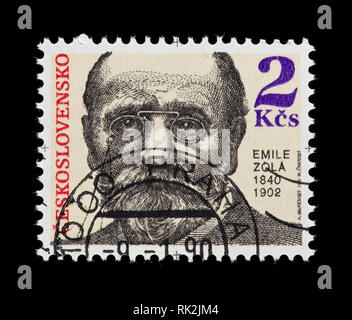 Briefmarke aus der Tschechoslowakei, Emile Zola, Schriftsteller. Stockfoto