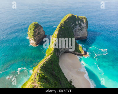 Luftaufnahme Kelingking Beach auf Nusa Penida Insel, Bali, Indonesien Stockfoto