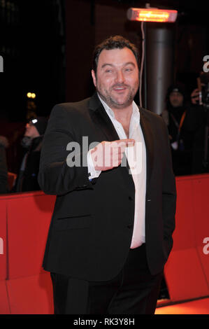 Berlin, Deutschland. 09 Feb, 2019. Berliner Filmfestspiele. Photocall film Gnade ein Dieu dargestellt: Denis Menochet Credit: Unabhängige Fotoagentur/Alamy leben Nachrichten Stockfoto