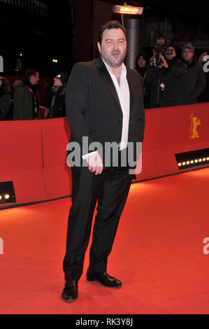 Berlin, Deutschland. 09 Feb, 2019. Berliner Filmfestspiele. Photocall film Gnade ein Dieu dargestellt: Denis Menochet Credit: Unabhängige Fotoagentur/Alamy leben Nachrichten Stockfoto