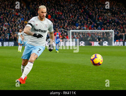 London, England - 09 Februar, 2019 West Ham United Marko Arnautovic während der Englischen Premier League zwischen Crystal Palace und West Ham United an Selhurst Park Stadium, London, England am 09. Feb 2019. Kredit Aktion Foto Sport FA Premier League und der Football League Bilder unterliegen dem DataCo Lizenz. Redaktionelle Verwendung nur. Kein Print Sales. Keine persönlichen Gebrauch. Keine unbezahlten Einsatz Credit: Aktion Foto Sport/Alamy leben Nachrichten Stockfoto