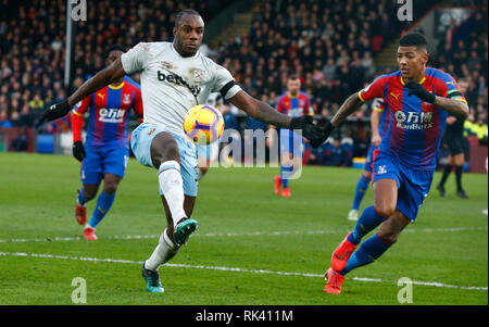 London, England - 09 Februar, 2019 West Ham United Michail Antonio während der Englischen Premier League zwischen Crystal Palace und West Ham United an Selhurst Park Stadium, London, England am 09. Feb 2019. Kredit Aktion Foto Sport FA Premier League und der Football League Bilder unterliegen dem DataCo Lizenz. Redaktionelle Verwendung nur. Kein Print Sales. Keine persönlichen Gebrauch. Keine unbezahlten Einsatz Credit: Aktion Foto Sport/Alamy leben Nachrichten Stockfoto