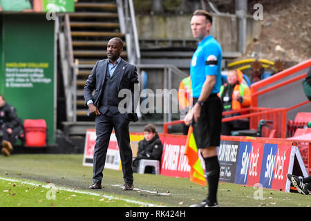 London, Großbritannien. 09 Feb, 2019. Chris Powell Manager von Southend United während der efl Sky Bet Liga 1 Übereinstimmung zwischen Charlton Athletic und Southend United im Valley, London, England am 9. Februar 2019. Foto von Adamo di Loreto. Nur die redaktionelle Nutzung, eine Lizenz für die gewerbliche Nutzung erforderlich. Keine Verwendung in Wetten, Spiele oder einer einzelnen Verein/Liga/player Publikationen. Credit: UK Sport Pics Ltd/Alamy leben Nachrichten Stockfoto