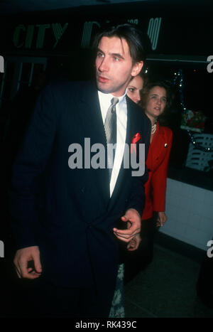 CENTURY CITY, CA - 14. Dezember: Schauspieler William Baldwin besucht TriStar Pictures' "Philadelphia" Premiere am 14. Dezember 1993 im Cineplex Odeon Century Plaza Kinos in Century City, Kalifornien. Foto von Barry King/Alamy Stock Foto Stockfoto