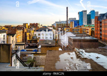 London, England/Großbritannien - 2019/01/29: Panoramablick auf die Whitechapel Stadtteil East London mit einer Mischung aus traditionellen und Modernistischen ar Stockfoto