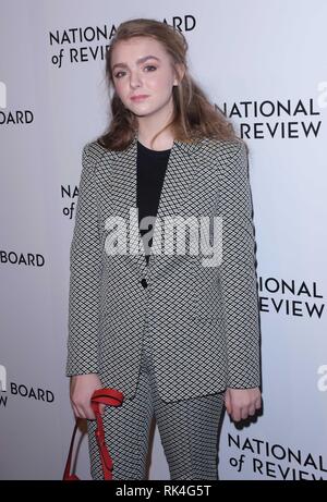 National Board of Review Award Gala - Ankunft mit: Elsie Fisher Wo: New York, New York, United States Wenn: 08 Jan 2019 Credit: Patricia Schlein/WENN.com Stockfoto