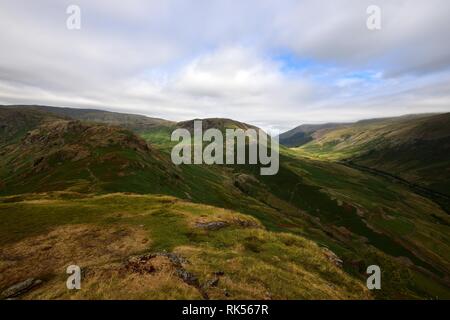 Gibson Knott und Stahl fiel von Helm Crag Stockfoto