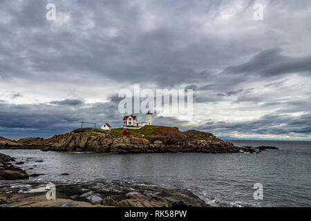 Cape Neddick Light (Sofort startbereit Licht) in York, Maine Stockfoto