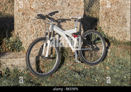 Ein original Specialized FSR extreme Mountainbike von 1998 in völlig original Zustand Stockfoto