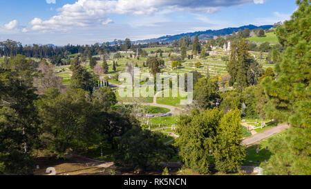 Bergblick Friedhof, Oakland, CA, USA Stockfoto