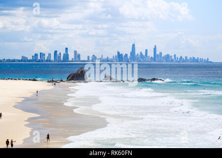 Auf der Suche nach Gold Coast von Currumbin, Queensland, Australien Stockfoto