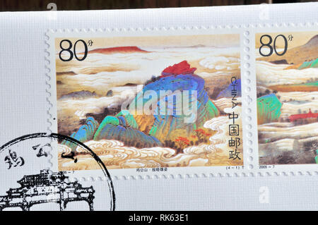 CHINA - ca. 2005: einen Stempel in China gedruckt zeigt 2005-2007 Die Jigong Berge, ca. 2005 Stockfoto