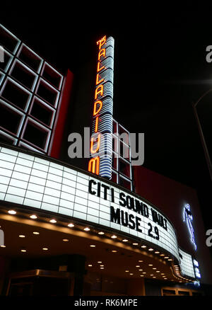 Kalifornien, USA. 9. Feb 2019. Einen Überblick über die Atmosphäre von Muse Festzelt für ihr Konzert am 9. Februar 2019 im Hollywood Palladium in Hollywood, Kalifornien. Foto von Barry King/Alamy leben Nachrichten Stockfoto