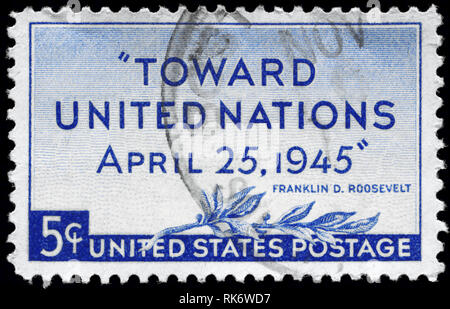 USA - ca. 1945: einen Stempel in den USA gedruckt Konferenz der Vereinten Nationen gewidmet, San Francisco, ca. 1945 Stockfoto