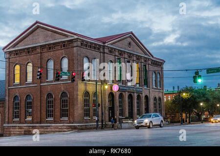 SAVANNAH, Georgia - Januar 8, 2016: Savannah ist die älteste Stadt in Georgien. Von der historischen Architektur und Parks zu den Stränden von Tybee, Savanne Stockfoto