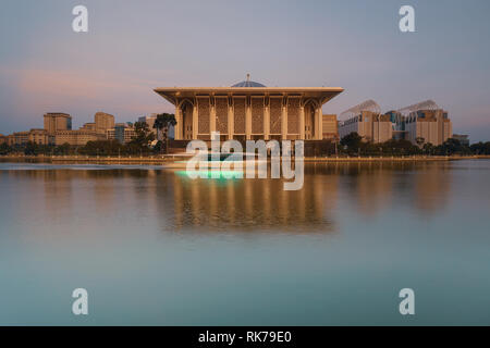 Tuanku Mizan Zainal Abidin Moschee oder Bügeleisen Moschee (Masjid Besi in Malay) in Putrajaya Malaysia Stockfoto