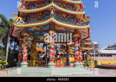 Chinesischer Tempel, buddhistische Heiligtum in Chon Buri, Thailand Stockfoto