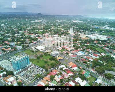 Antenne Panorama der Stadt Managua in Nicaragua drone Ansicht Stockfoto