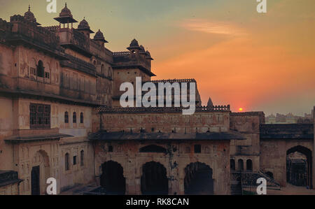 Jahangir Mahal, in Orchha Fort. Orchha, Madhya Pradesh, Indien. Stockfoto