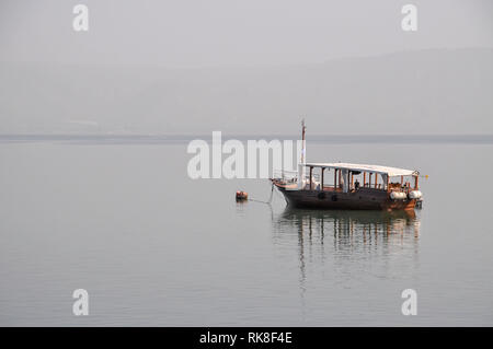 Die Hoffnung Boot. Replik von Jesus' Boot. Altes, hölzernes Boot in den See von Galiläa, ungedeckte datiert in die Zeit von Jesus Christus. Die ursprüngliche Boot ist auf Dis Stockfoto