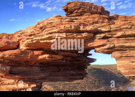 Kalbarri Nationalpark, Inland River Gorges, Australien, Sandstein, Millionen von Jahren Erosion zerfurcht Rock, gestochen scharfen Stein Tipps, Art der Fenster Stockfoto