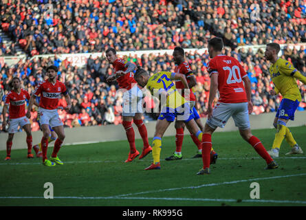 9. Februar 2019, Riverside Stadium, Middlesbrough, England; Sky Bet Meisterschaft, Middlesbrough vs Leeds United: Leslie Phillips (23) von Leeds Utd Kerben zu machen es 1-1 in der 101. Minute Credit: Craig Milner/News Bilder der Englischen Football League Bilder unterliegen DataCo Lizenz Stockfoto