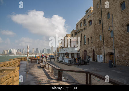 Blick auf das Stadtzentrum von Tel Aviv als vom Boulevard von Jaffa, Tel Aviv, Israel. Stockfoto