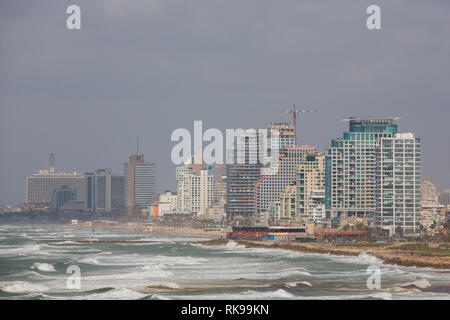 Blick auf das Stadtzentrum von Tel Aviv von Jaffa, Tel Aviv, Israel. Stockfoto